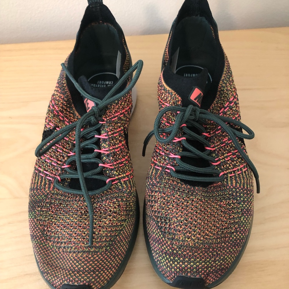 Nike Woman’s Air Zoom Mariah Flyknit Racer - Green